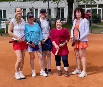 TCF-DAMEN landen überzeugenden Sieg im 1. Punktspiel